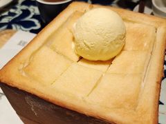 面包诱惑-绿茶餐厅(珞珈创意城店)