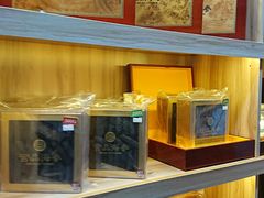 面包甜点陈列柜-宫品海参专卖店(静安大宁店)