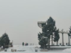 -人民防洪胜利纪念塔