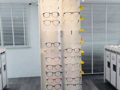 -目艮眼镜SHOWROOM(品牌集合店)