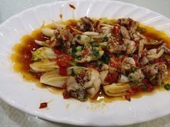剁椒牛蛙娃娃菜-顺峰海鲜酒楼(省府店)