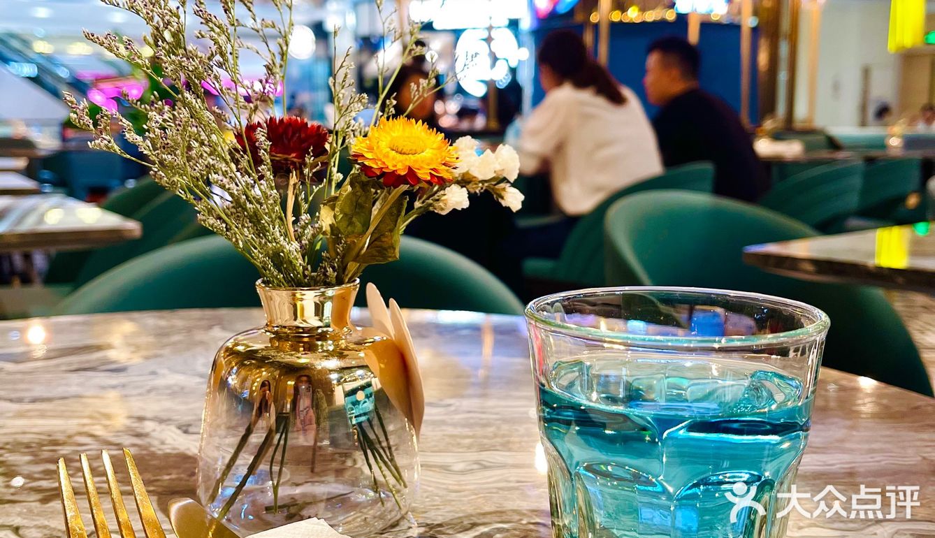 🎊广州新店｜首试太古汇轻奢风西餐厅｜Essentials