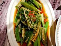 -俭寨大盘鸡·手抓肉·烧烤新疆菜(乌苏路店)