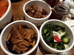 -渝是乎川渝小炒(新世界百货望京店)
