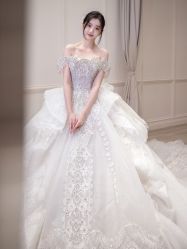 -纯色时光婚纱艺术馆WHITE