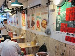 -柳州肥姨妈大骨螺蛳粉(东靖路店)