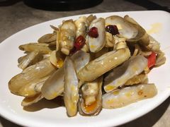 -沪小胖小龙虾(淮海中路旗舰店)