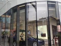 -TESLA 特斯拉(广州天环广场体验店)