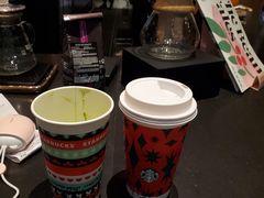 -星巴克(杭州湖滨银泰E区店)