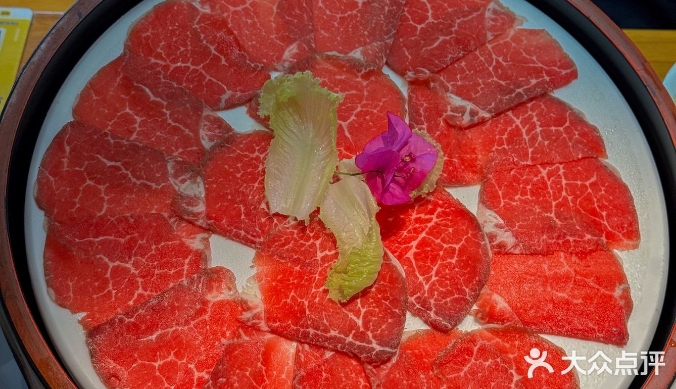 在古城想找一家野生菌火锅刚好走到这家店，真的没有失望