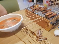 -烤满分·东北烧烤(首经贸店)