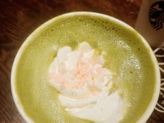 -星巴克(西藏路店)