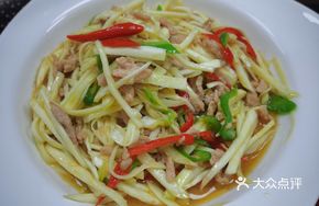Stir-fried Loofah with Shredded Pork