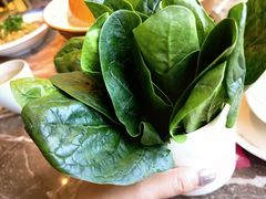 -三人行·骨头王火锅(浙江路店)