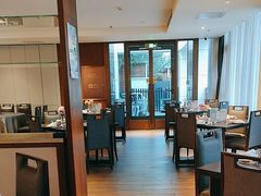 -静之湖湖畔餐厅