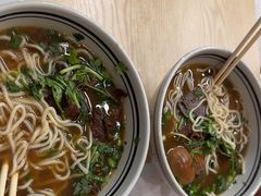 -小马牛肉面·牛骨熬制(南京博物院店)