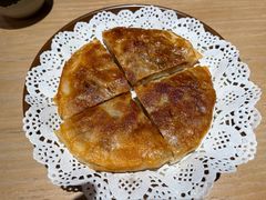 手工牛肉饼-川堂风·跷脚牛肉·乐山爆炒(宝山日月光店)