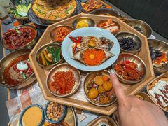 -草家酱蟹炭火烤肉店(珲春南路一店)