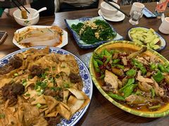 -壹阁胡羊焖饼(特色小吃街店)