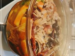 -满格嗦新疆椒麻鸡火锅.炒米粉(川大江安校区店)