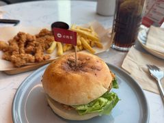 黄金三脆多汁鸡堡-必胜客(万象城二期店)