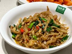 酸萝卜炒牛肚丝-绿草地·湘菜(7mall店)