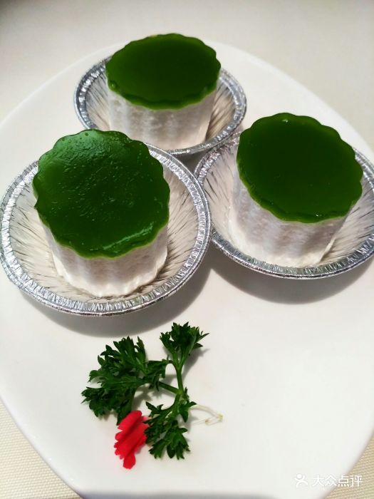 棠潮潮福城(南益广场店)香滑椰汁糕图片