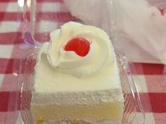 -红宝石·鲜奶小方·海派西点房(南丹店)