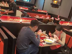 -胖哥俩肉蟹煲(石家庄长安万达店)
