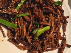 -八府香鸭·啫啫煲(华山路店)