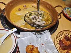 -洱火云南酸菜牛肉火锅(石景山当代商城店)