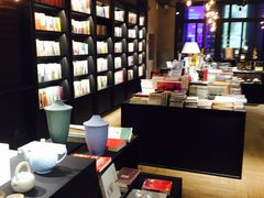 -阅西安新华书店(翠华南路店)