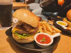 -龙治汉堡(中华城店)
