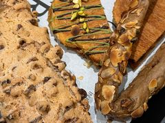 -HOT CRUSH趁热集合·现烤面包(环球港店)