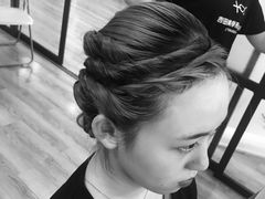 -吉田美学化妆美甲摄影培训(丽水校区)