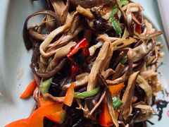-小厨子私房菜·云南美食店