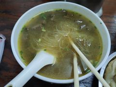 -黄阿姨锅贴大王(万航渡路店)