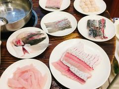 -正能量脆肉鲩火锅