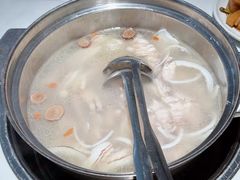 -三个椰子·现砍椰子鸡(金源CBD店)