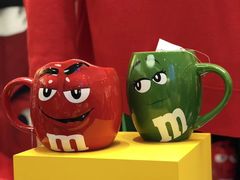 -m豆巧克力世界(上海世茂广场店)