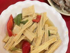 -金杨拉面王小吃面馆·牛三宝面·红烧牛肉粉