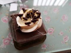 -红宝石·鲜奶小方·海派西点房(丰庄店)