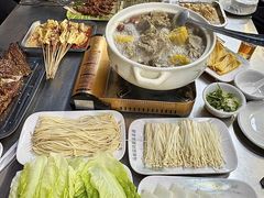 -清真·马坡烧烤涮牛肚·酸浆火锅(新区总店)