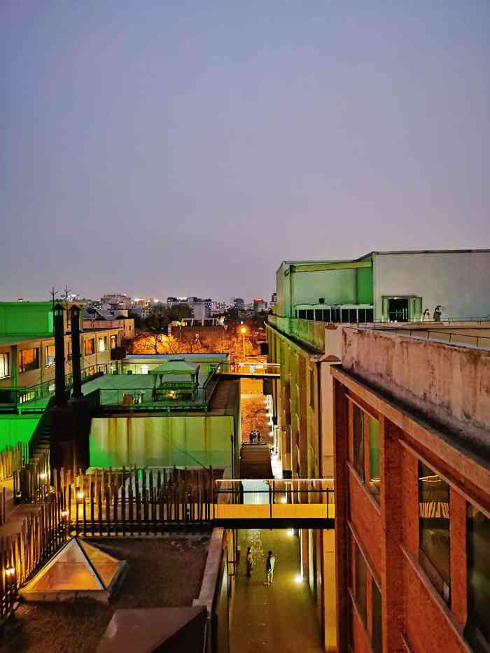 77文创园-"96工业风照片最近网上风很大,必须给集美.