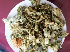 炸花椒芽-北京龙庆四季香农家饭庄·灶台鱼·碳烤虹鳟鱼(龙庆峡店)