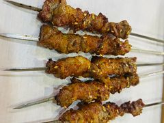 -泉哥小平房串店