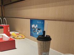 -海底捞火锅(宝龙广场夜宵主题店)