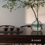 40岁大叔把客厅去掉，装修成极简新中式，新家静谧又美好，喜欢