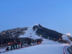 -庙香山滑雪场