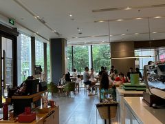 -星巴克臻选(深圳龙华红山天虹店)